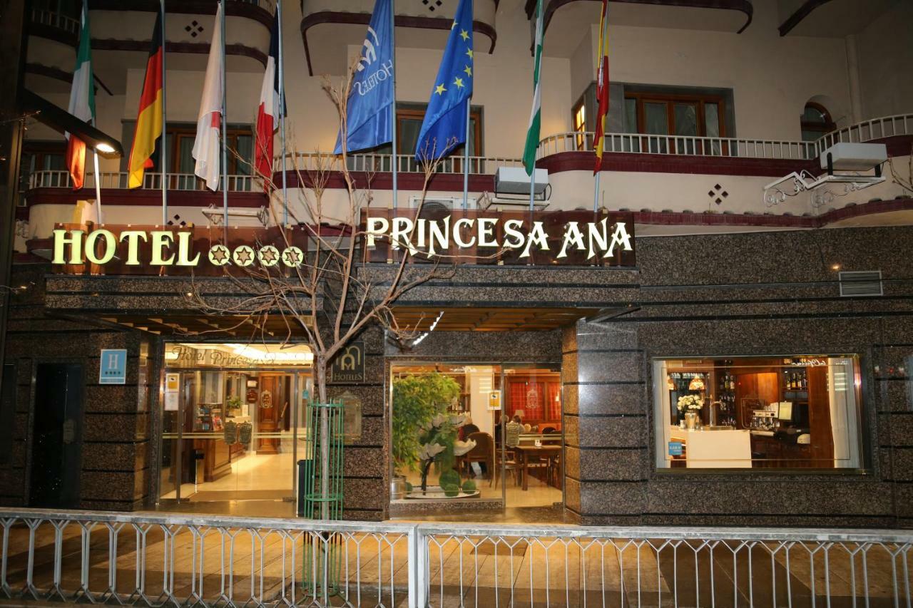 Princesa Ana Granada Exterior foto
